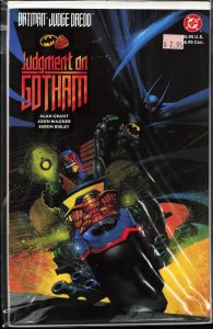 Batman/Judge Dredd: Judgment on Gotham (1992) Judge Dredd