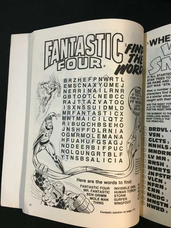 STAN LEE PRESENTS MARVEL SUPERHEROES FUN BOOK, CONTAINS CLASSIC MARVEL ART 1976