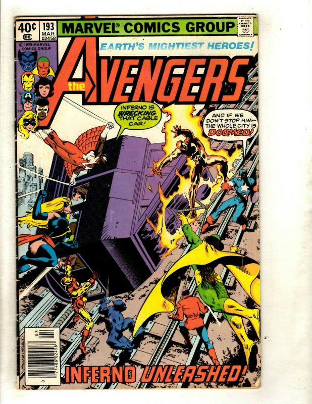 12 Avengers Marvel Comics # 193 194 216 221 226 227 228 229 230 232 233 234 EK11