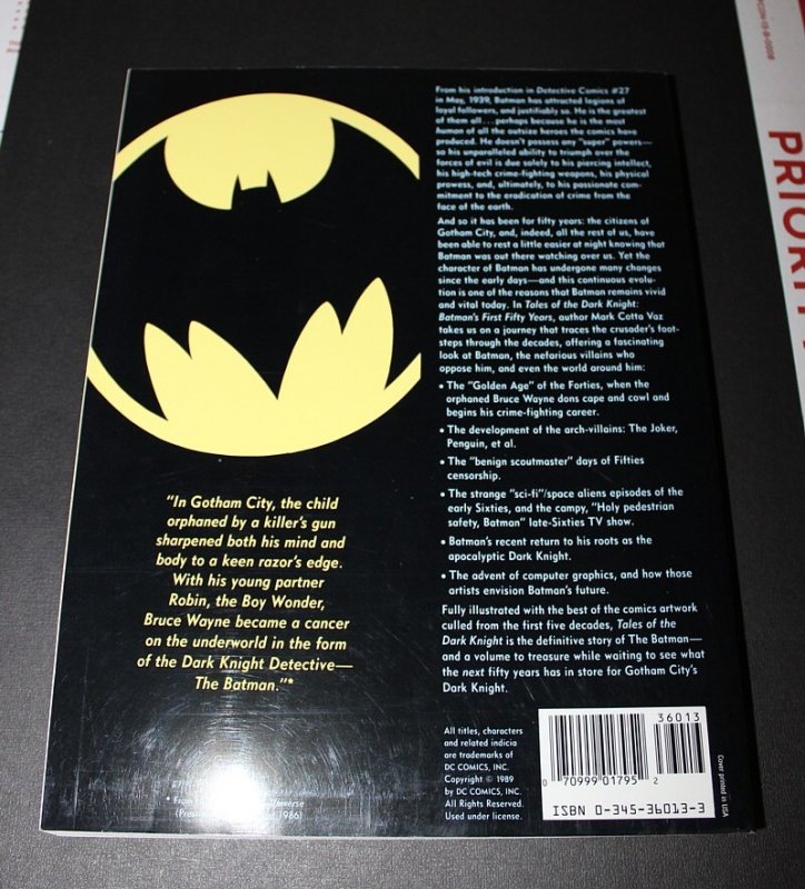 Batman: Tales of the Dark Knight TPB / NM-MT  1st Print  1989