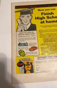 The X-Men #57 (1969)Adams art vs the sentinels