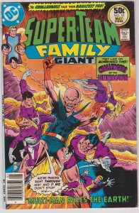 Super-Team Family #10 (1977)