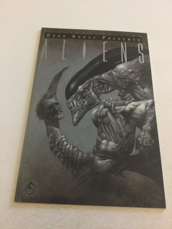 Dark Horse Presents Aliens Platinum Edition Nm Near Mint 