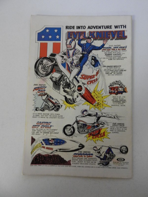 Inhumans #9 FN+ condition