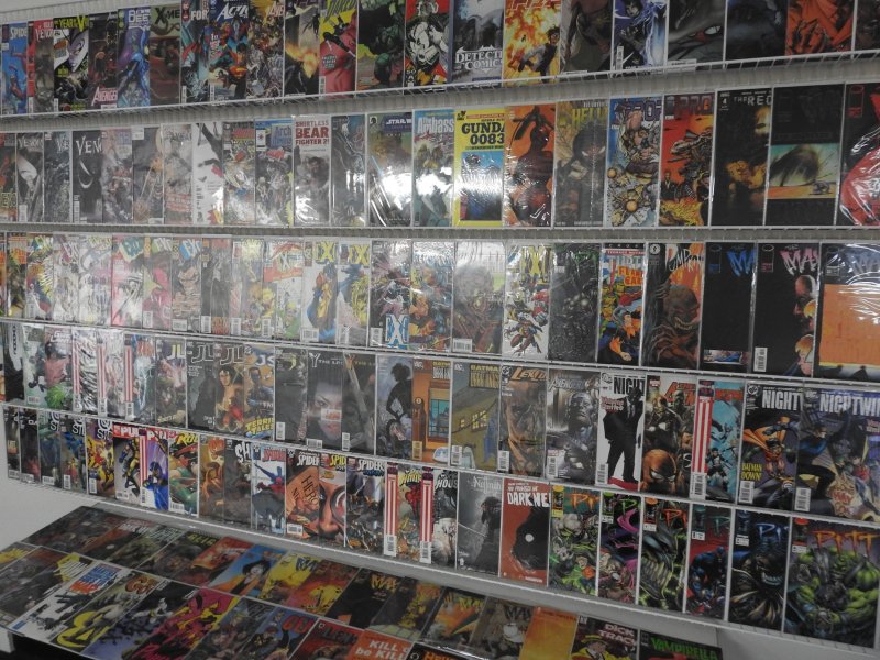 Huge Lot 140+ Comics W/ Venom, Hulk, Spider-Man, +More! Avg VF Condition!