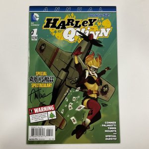 HARLEY QUINN ANNUAL 1 BOMBSHELLS VARIANT SIGNED ANT LUCIA NM NEAR MINT MARVEL