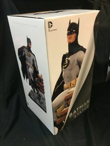 BATMAN 1:4 SCALE MUSEUM QUALITY STATUE DC COLLECTIBLES ROOFTOP BASE MIB