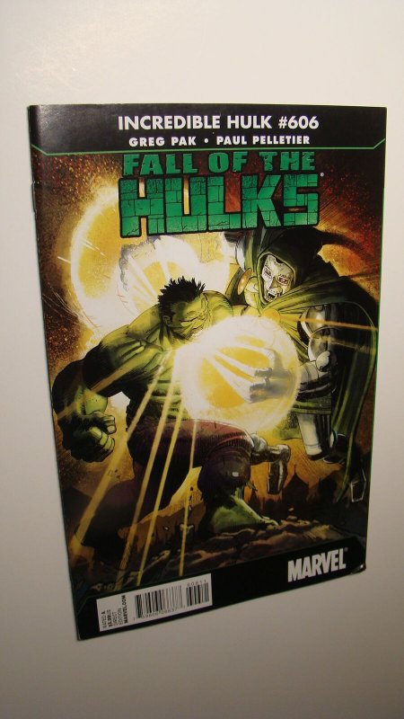 HULK 606 *VF/NM 9.0* FALL OF WORLD WAR HULKS RED HULK SHE-HULK DR. DOOM