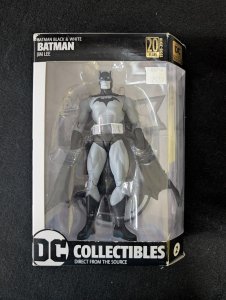 Batman Black and White Jim Lee 20th Anniversary Collectibles Figure