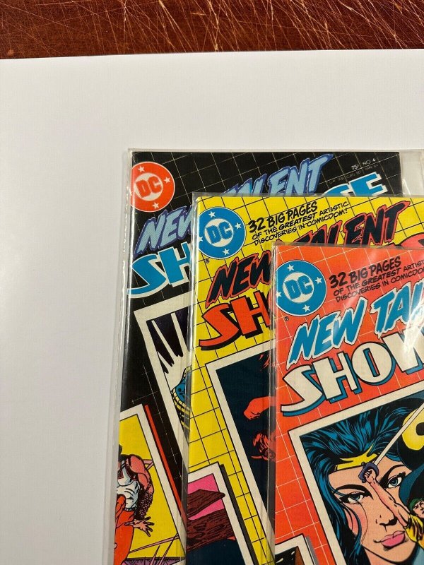 3 New Talent Showcase DC Comic Book # 2 3 4 Superman Flash Batman  26 CT4