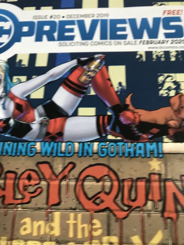 DC Previews #20 : 12/19 NM; flip cover, Deceased, Harley Quinn