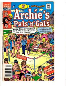 Lot Of 6 Archie Comic Books Pals & Gals # 10 Giant 15 Giant 189 190 209 213 J305