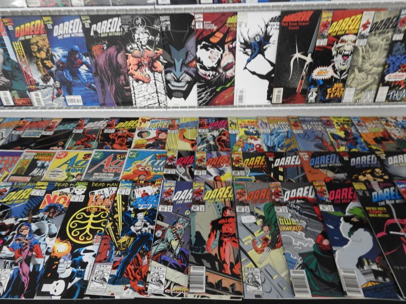 Huge Lot 170+ Comics W/ Spiderman, Daredevil, Moon Knight+ Avg VF- Condition!