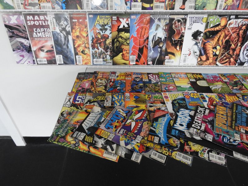 Huge lot 180+ Comics W/ X-Men, Spider-Man, Captain America & More Avg VF- Cond!