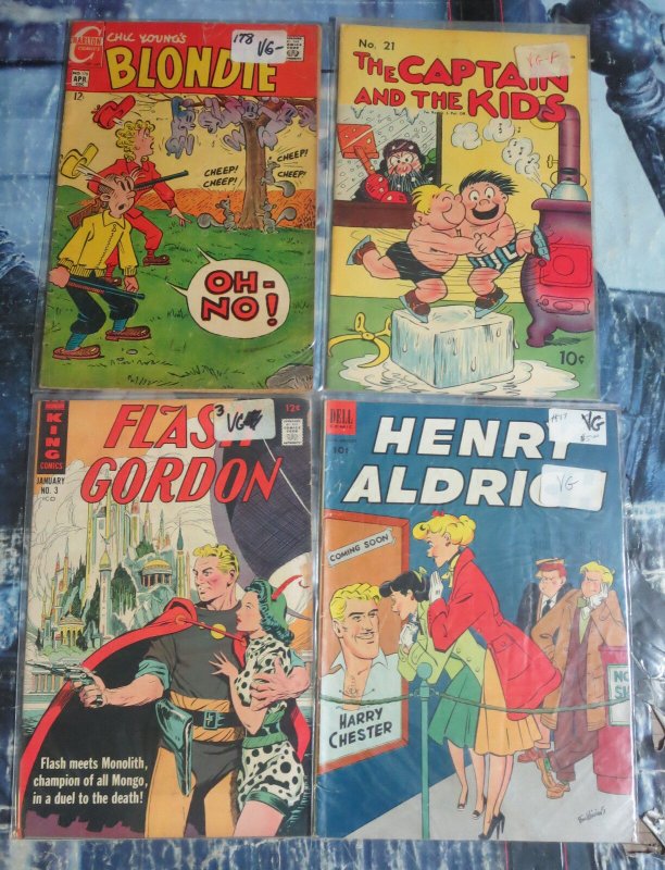 Comic Strip Comic Books Collection #2! 10 Books! Higher Grade (VG or Better)