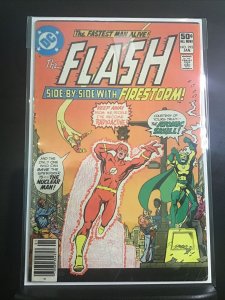 Flash #293 - George Perez, Tatjana Wood Cover Art. Newsstand Edition. (6.5) 1981