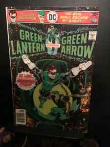 Green Lantern #90 (1976) mid-high-grade 1st Mike Grell art! FN+. Wow