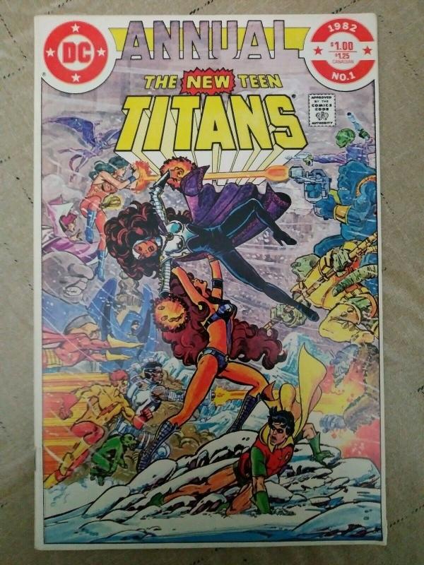 NEW TEEN TITANS ANNUAL #1  George Perez art, DC Comics (1982) Omega Men app