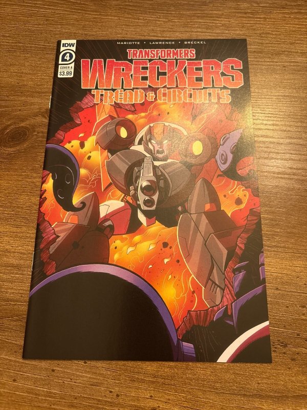 Lot Of 4 Transofmers Wreckers Tread & Circuits IDW Comic Books 1 2 3 4 NM 9 J430