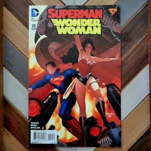 SUPERMAN / WONDER WOMAN #28 (DC 2016) High Grade / Tomasi Story / Renaud Cover