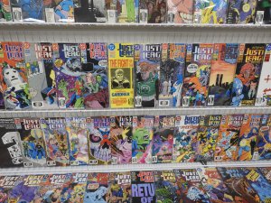Complete Set Justice League (1987) 0-113 Plus Annuals & Others! Avg FN/VF Cond!