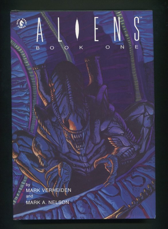 Aliens #1  Hardcover Edition  /  NM  /  June 1990