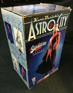 ASTRO CITY SAMARITAN STATUE #872/1000 SCULPTED BY RANDY BOWEN 1/8TH SCALE MIB