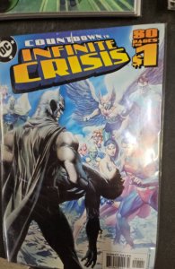 Countdown to Infinite Crisis (2005)