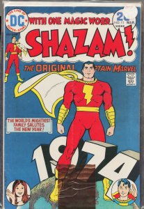 Shazam! #11 (1974) Captain Marvel / Shazam!