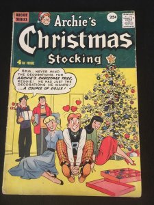 ARCHIE'S GIANT SERIES MAGAZINE #4: ARCHIE'S CHRISTMAS STOCKING VG Condition