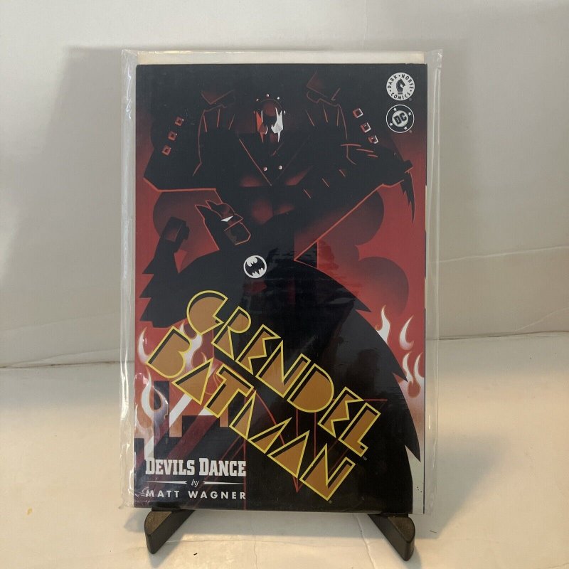 Batman Grendel Devils Dance DC Dark Horse Crossover Graphic Novel