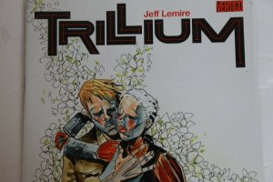 Trillium #4 Comic Book DC Vertigo 2013