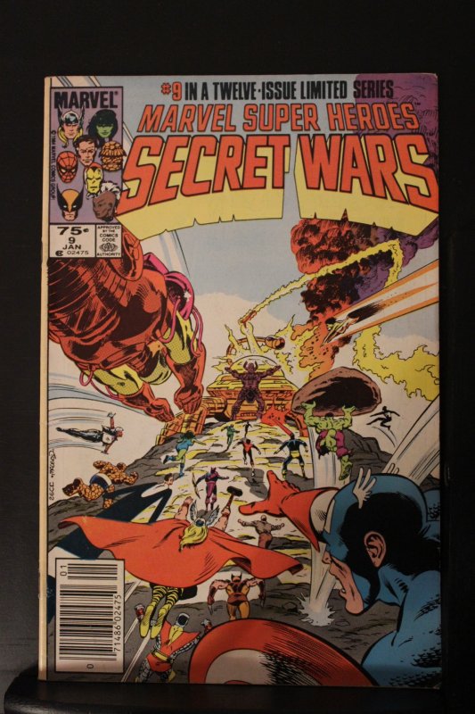 z Marvel Super Heroes Secret Wars #9 (1985) High-Grade NM- or better Wow!