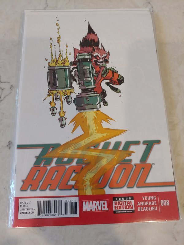 Rocket Raccoon # 8 Skottie Young  Variant First Print