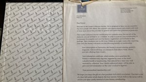 Lladro-magical world of porcelain, 279p catalog