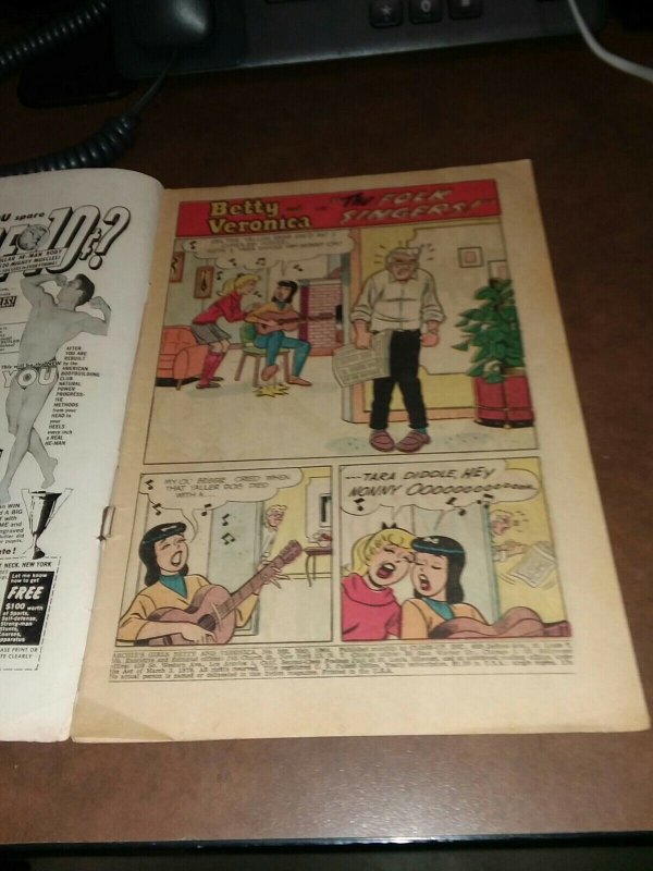 Archie's Girls Betty And Veronica #101 mlj comics 1964 Monopoly Board Game cover