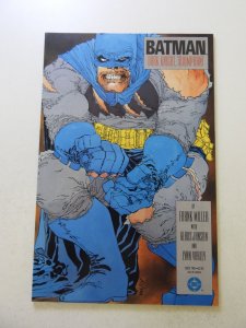 Batman: The Dark Knight #2 (1986) 1st print NM- condition
