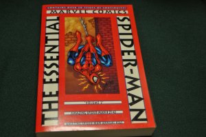 THE ESSENTIALS SPIDER-MAN  VOLUME 2 (8.5) 1997 1ST PRINT!