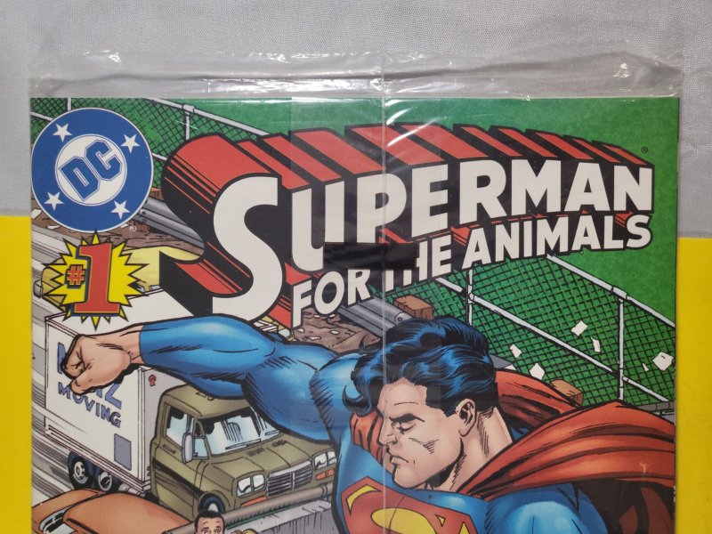 Looney Tunes #62 Polybagged Superman For Animals #1 2000 DC Comics