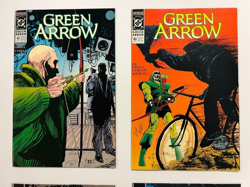 4 Green Arrow DC Comic Books # 38 39 40 41 Batman Superman Aquaman Robin 70 DB11