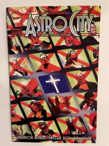 Kurt Busiek's Astro City #8 - NM- (1997)