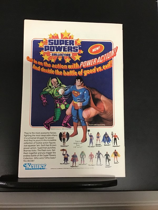 Crisis on Infinite Earths #4  (1985) (nm)