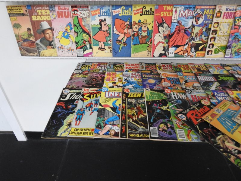 Huge Lot 180+ Comics W/ Archie, Batman, Spidey, Bugs Bunny+ Avg GVG Condition!