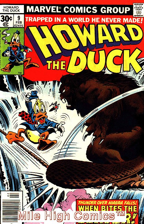 HOWARD THE DUCK (1976 Series)  #9 Fine Comics Book