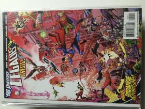 DC Universe: Legacies #5 (2010)