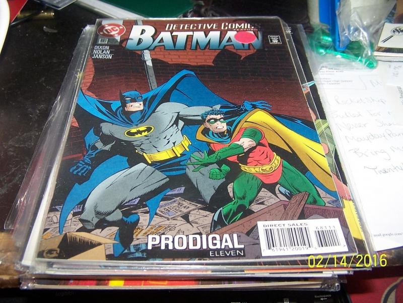 DETECTIVE COMICS  # 681  BATMAN   robin azrael 