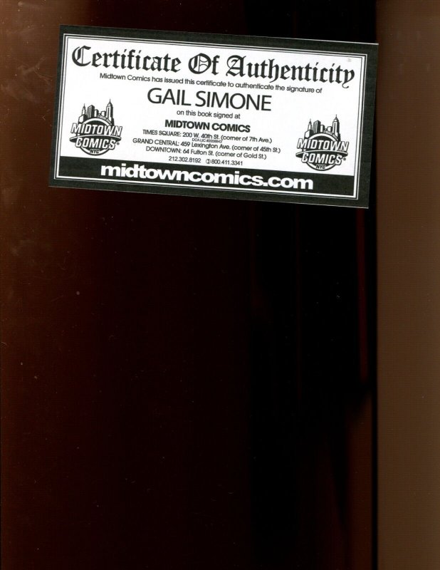 SECRET SIX #34 - SIGNED BY GAIL SIMONE (8.5/9.0) 2011