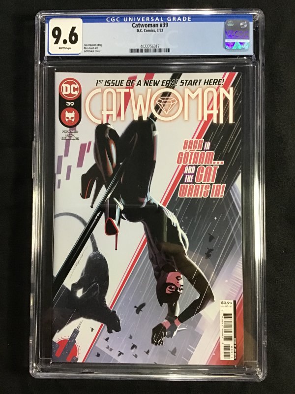 Catwoman #39 (2022) CGC 9.6