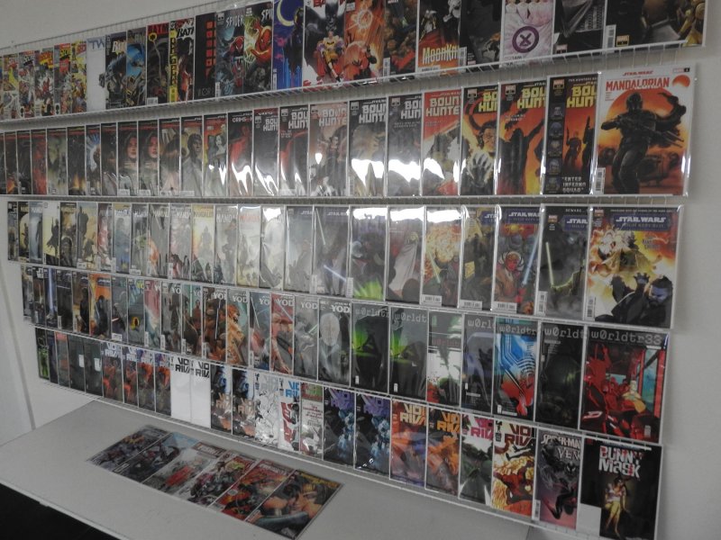 Huge Lot 120+ Comics W/ Star Wars, Mandalorian, +More! Avg VF/NM Cond!