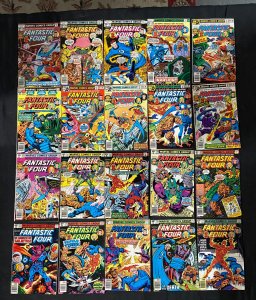 100 FANTASTIC FOUR COMICS  LOT BYRNE, PEREZ MOST VG-VF+